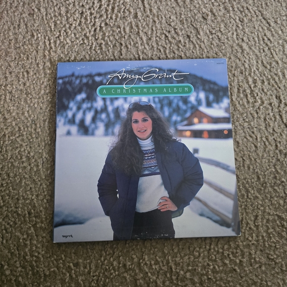 Amy Grant A Christmas Album Vinyl LP Record Album (Gatefold) 2 pictures included - Picture 1 of 8